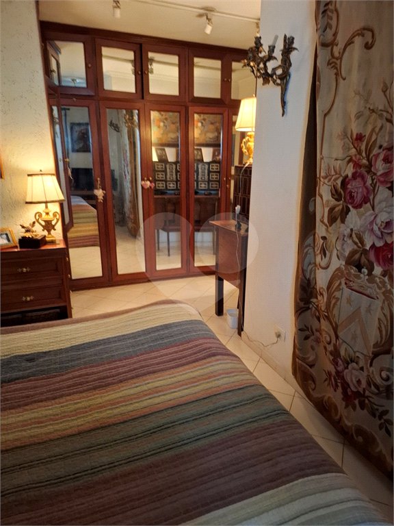 Apartamento à venda com 4 quartos, sendo 2 suítes,  em Brooklin Paulista, São Paulo, SP