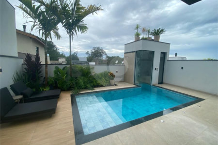 Casa à venda com 4 quartos, sendo 3 suítes, no condomínio Bella Città - Fazenda Rodeio, Mogi das Cruzes - SP