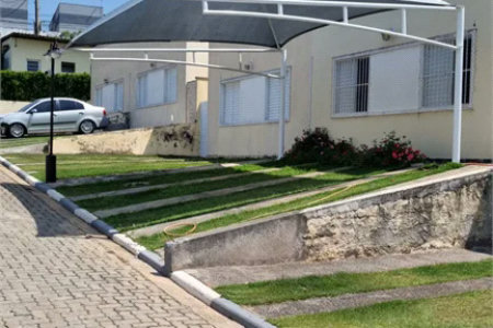 Casa à venda com 3 quartos, sendo 1 suíte,  no condomínio Residencial Vila D`ouro, Cotia - SP