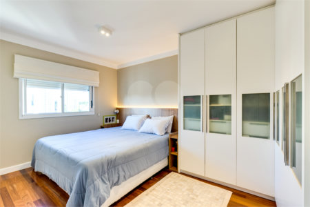 Apartamento à venda com 3 quartos, sendo 2 suítes,  em Jardim Marajoara, São Paulo, SP