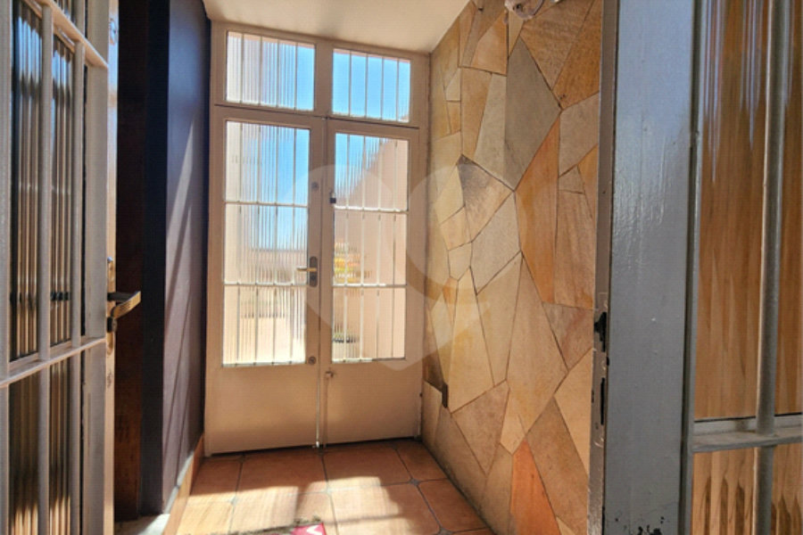 Sobrado à venda com 3 quartos, sendo 1 suíte, em Vila Constança, São Paulo, SP