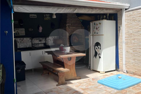 Casa à venda com 3 quartos, sendo 1 suíte, em Jardim Sarapiranga, Jundiaí, SP
