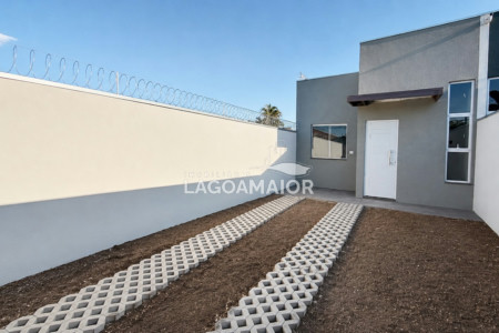 Casa à venda ou para alugar com 2 quartos, sendo 1 suíte, em Santa Rita, Três Lagoas, MS