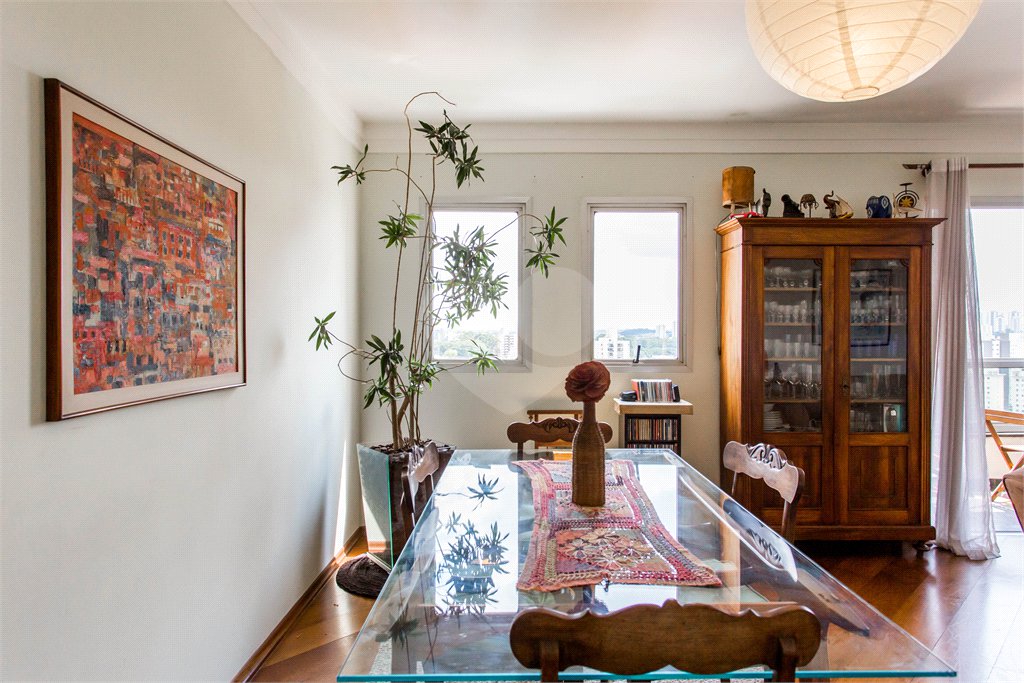 Apartamento à venda com 4 quartos, sendo 3 suítes, em Jardim Londrina, São Paulo, SP