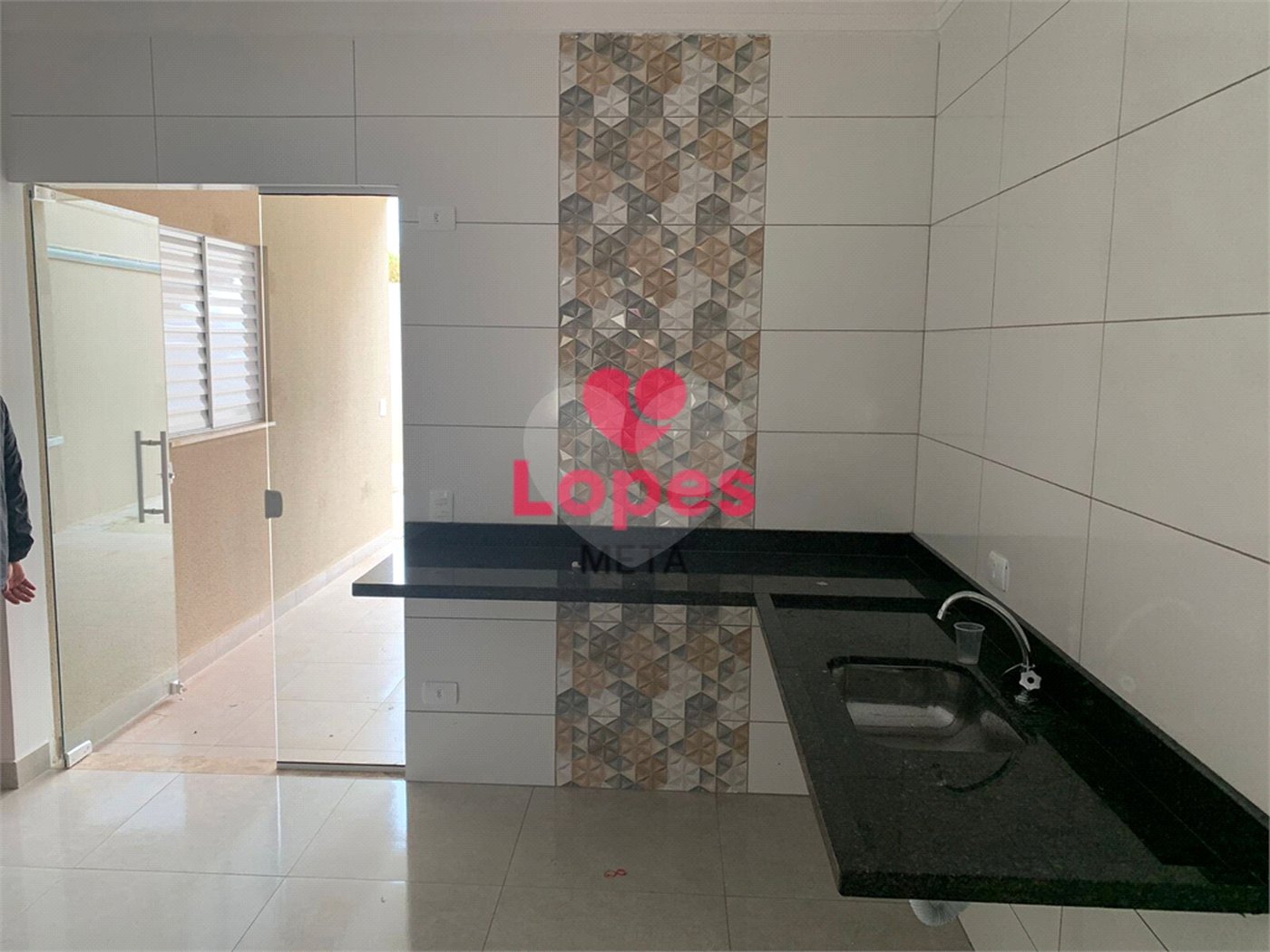 Casa à venda com 2 quartos, sendo 1 suíte, em Conjunto Residencial Dom Pedro Ii, São José dos Campos, SP