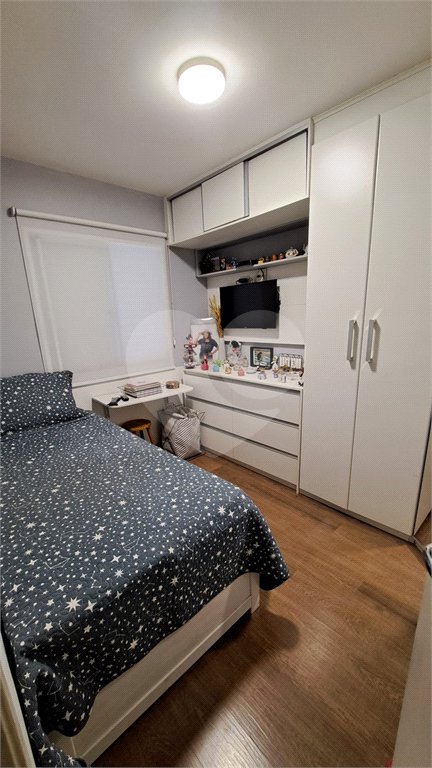 Casa à venda com 3 quartos, sendo 1 suíte,  no condomínio Moradas do Horto, São Paulo - SP