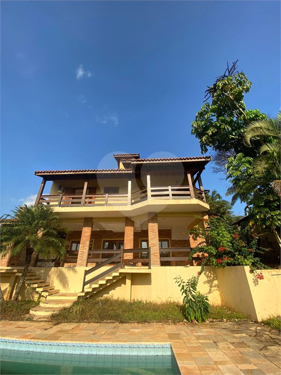 Casa à venda com 3 quartos, sendo 1 suíte, no condomínio Estância Marambaia, Vinhedo - SP