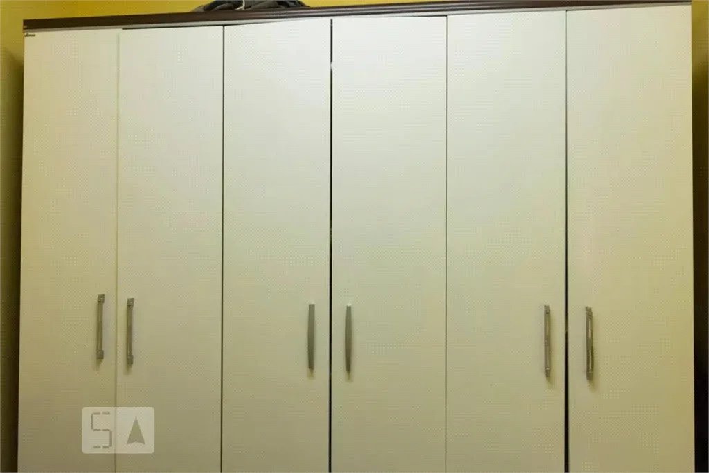 Casa à venda com 3 quartos, sendo 1 suíte, em Vila Universitária, São Paulo, SP