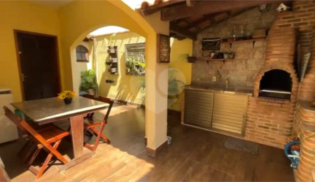 Casa à venda com 3 quartos, sendo 1 suíte,  em Campo Grande, Rio de Janeiro, RJ