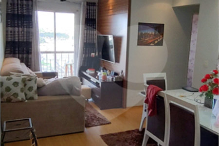 Apartamento à venda com 3 quartos em Vila Antonieta, São Paulo, SP