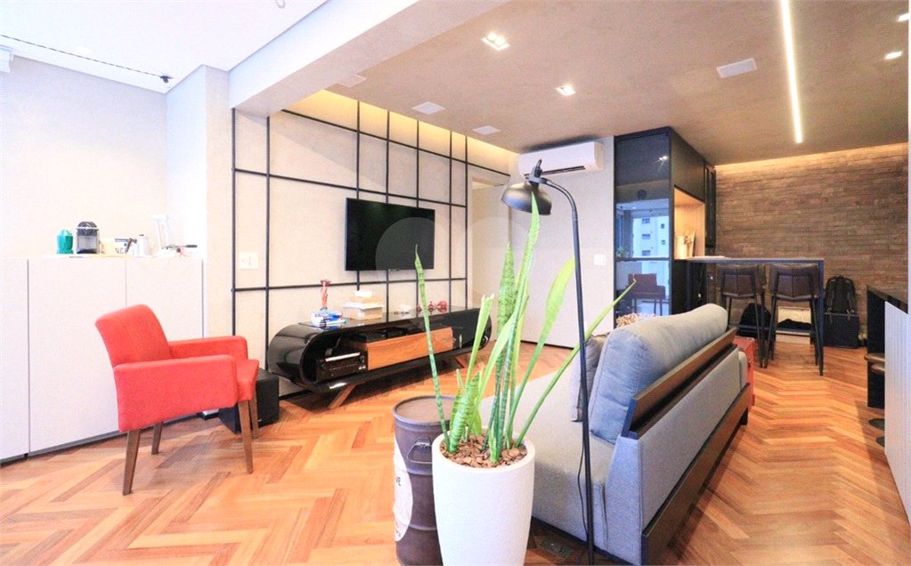 Apartamento à venda com 2 suítes em Indianópolis, São Paulo, SP