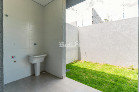 Casa térrea à venda com 3 quartos, sendo 1 suíte, no condomínio Flores da Usina, Atibaia - SP