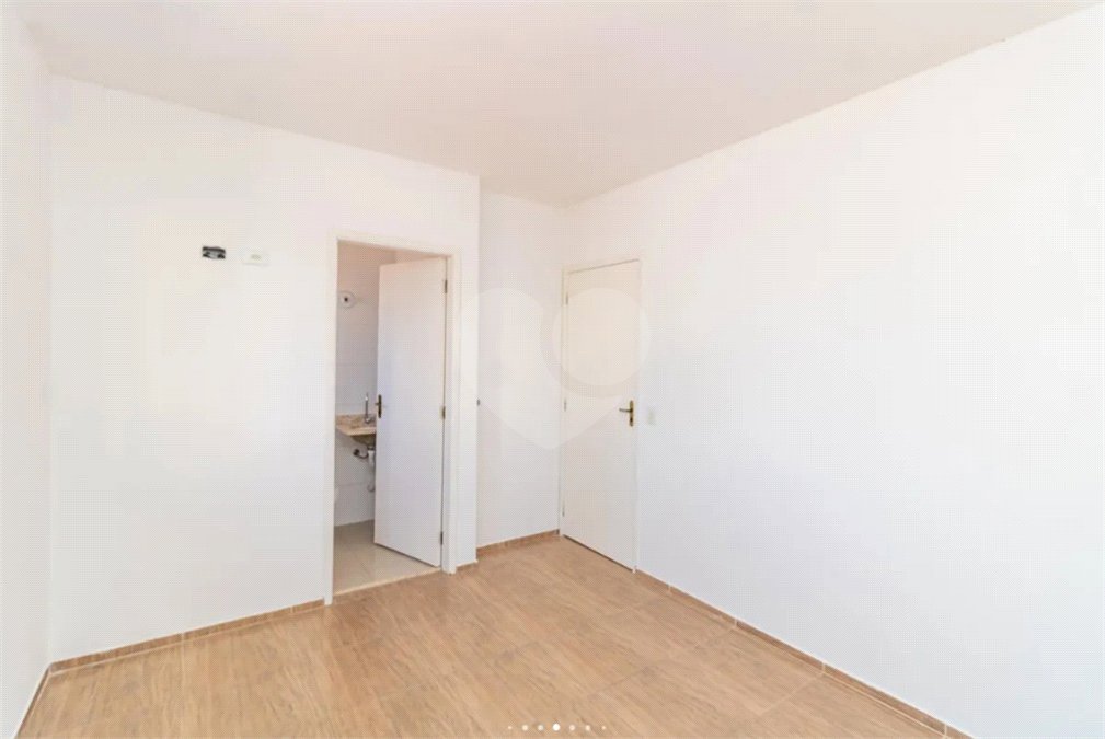 Casa à venda com 2 suítes no condomínio Dos Pássaros, São Paulo - SP