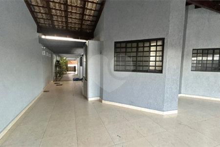 Casa à venda com 3 quartos, sendo 1 suíte,  em Ipê, Três Lagoas, MS