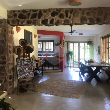 Sítio à venda com 6 quartos, sendo 1 suíte, em Sítio Santa Terezinha, Salto, SP