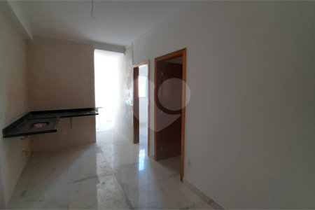 Casa à venda com 2 quartos no condomínio Residencial Luta, São Paulo - SP