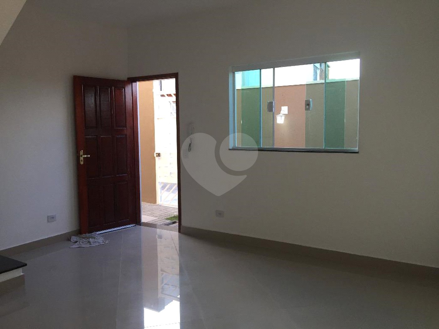 Sobrado à venda com 3 quartos, sendo 1 suíte,  em Vila Oliveira, Mogi das Cruzes, SP
