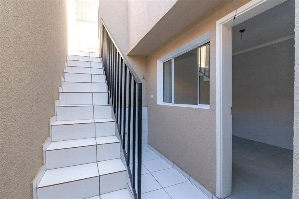 Sobrado à venda com 3 quartos, sendo 1 suíte, em Vila Morse, São Paulo, SP