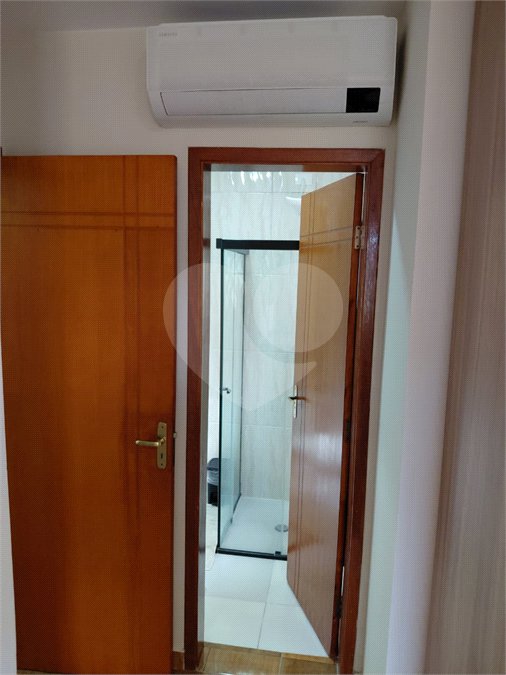 Casa à venda com 2 suítes no condomínio Residencial Guilhen, São Paulo - SP