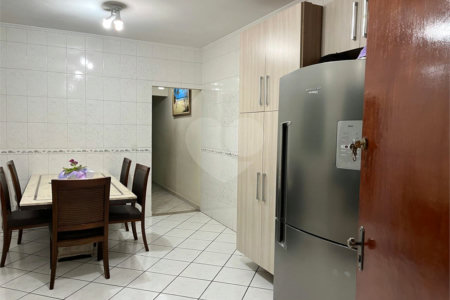 Sobrado à venda com 3 quartos, sendo 1 suíte,  em Vila Pirituba, São Paulo, SP