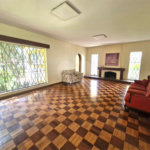 Casa Térrea à venda com 5 quartos em Jardim Petrópolis, São Paulo, SP