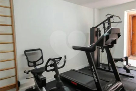 Apartamento à venda com 3 quartos, sendo 1 suíte,  em Mooca, São Paulo, SP