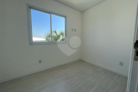 Casa à venda com 3 quartos, sendo 1 suíte, em Jardim Semiramis, Cotia, SP