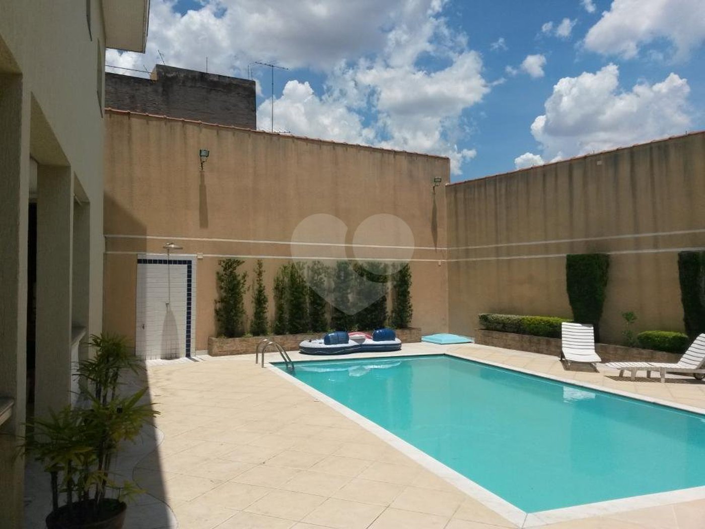Casa à venda com 3 quartos, sendo 1 suíte,  em Santana, São Paulo, SP
