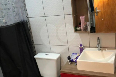 Casa à venda com 2 quartos em Caputera, Cotia, SP