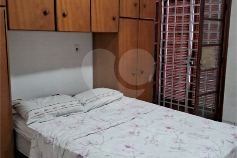 Sobrado à venda com 2 quartos em Tremembé, São Paulo, SP