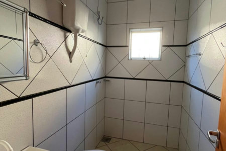 Casa à venda com 4 quartos, sendo 1 suíte,  em Jardim Maristela, Três Lagoas, MS