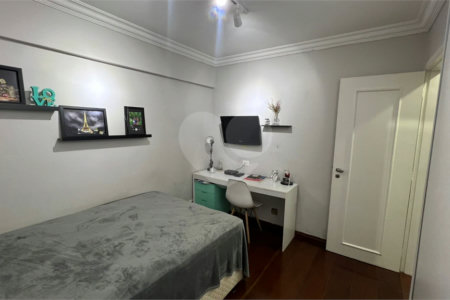 Apartamento à venda com 3 quartos em Jardim Esmeralda, São Paulo, SP
