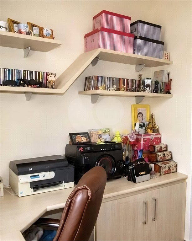 Casa à venda com 3 quartos, sendo 1 suíte, no condomínio Morada do Horto, São Paulo - SP