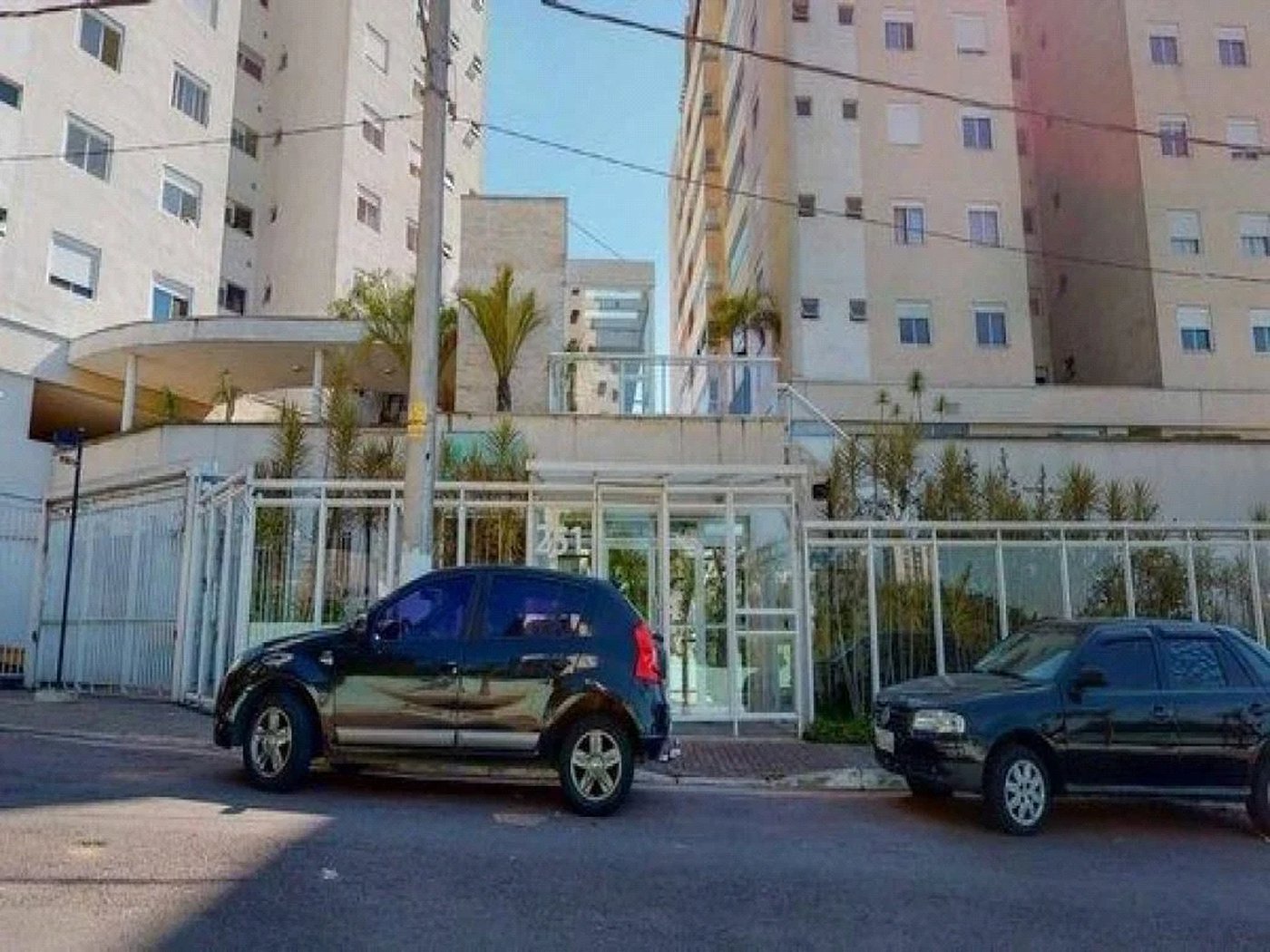 Apartamento à venda com 3 suítes em Vila Suzana, São Paulo, SP
