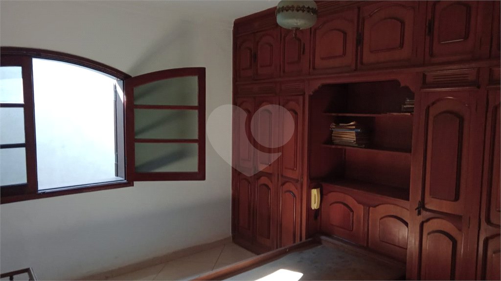 Sobrado à venda com 4 quartos, sendo 1 suíte, em Vila Rosália, Guarulhos, SP