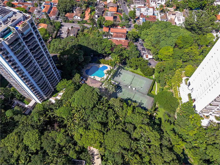 Apartamento à venda ou para alugar com 4 suítes em Alto da Boa Vista, São Paulo, SP