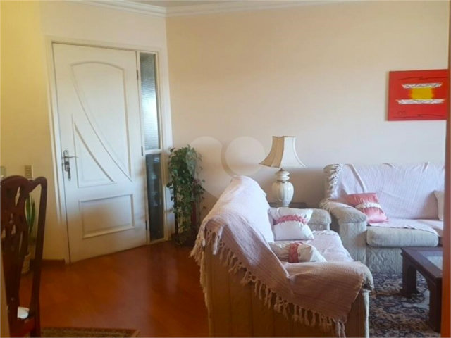 Apartamento à venda com 3 quartos, sendo 1 suíte,  em Lapa, São Paulo, SP