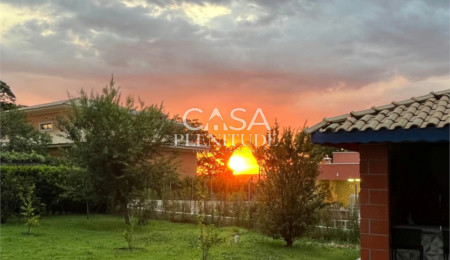 Casa em condomínio à venda ou para alugar com 3 suítes,  em Jardim Vale do Lago Residencial, Sorocaba, SP