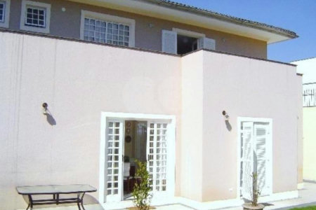 Casa à venda com 5 suítes em Jardim Morumbi, São Paulo, SP