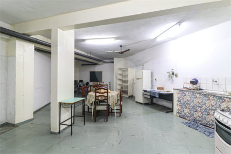 Prédio à venda em Vila Gomes, São Paulo, SP