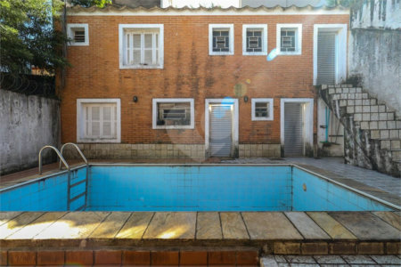 Casa à venda com 4 suítes em Vila Sônia, São Paulo, SP