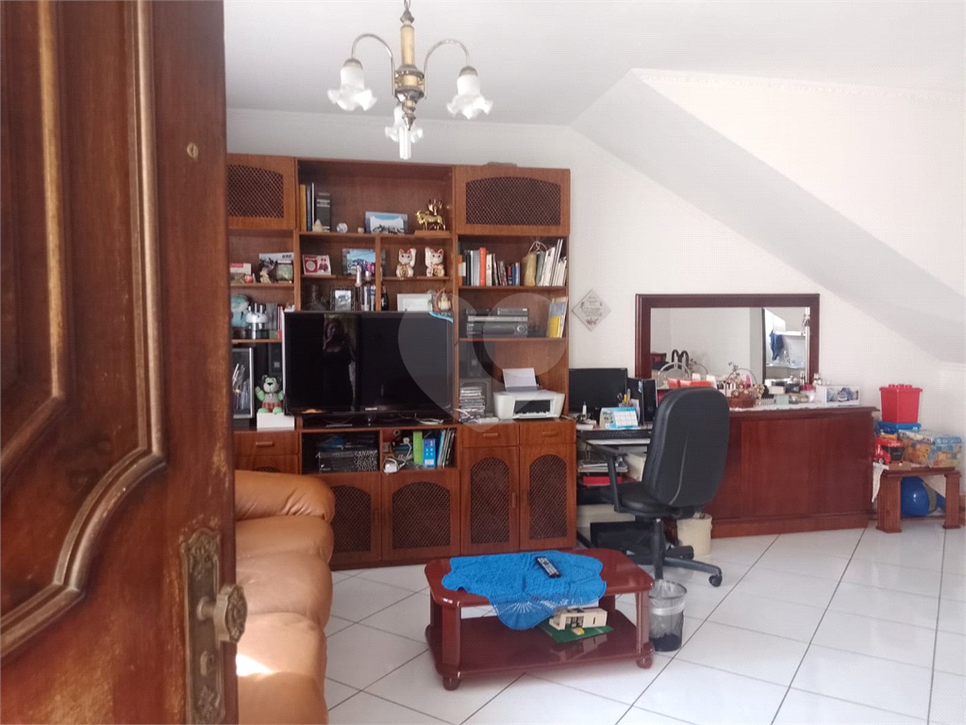 Sobrado à venda com 3 quartos, sendo 1 suíte,  em Tremembé, São Paulo, SP