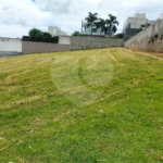 Terreno à venda no condomínio Figueira Garden, Atibaia - SP