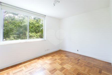 Apartamento à venda com 3 quartos, sendo 1 suíte, em Jardim Europa, São Paulo, SP