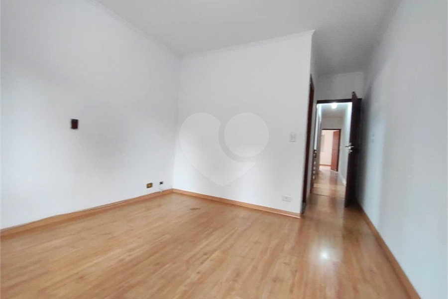 Sobrado à venda com 3 quartos, sendo 1 suíte, em Vila Pedra Branca, São Paulo, SP