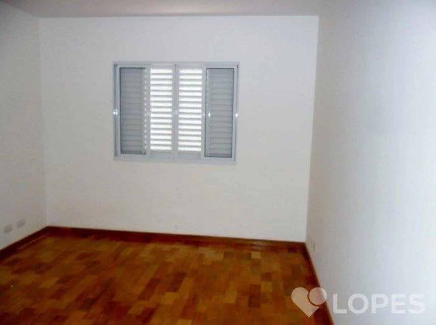 Sobrado à venda com 3 suítes em Vila Inah, São Paulo, SP