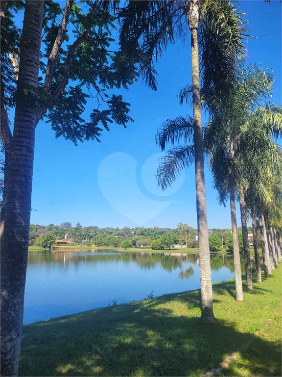 Casa à venda com 2 suítes no condomínio Residencial Vale das Laranjeiras, Indaiatuba - SP