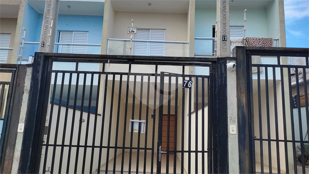 Sobrado à venda ou para alugar com 2 suítes em Jardim Nely, Indaiatuba, SP