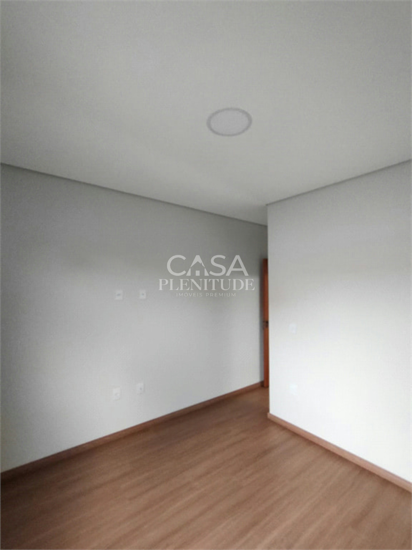 Casa em condomínio à venda com 3 quartos, sendo 1 suíte,  em Horto Florestal, Sorocaba, SP