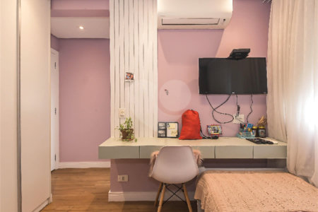 Duplex à venda com 4 quartos, sendo 3 suítes, em Bosque da Saúde, São Paulo, SP